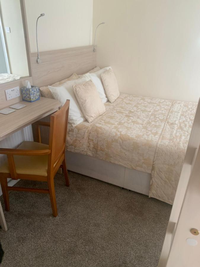 Bed and Breakfast The Stafford Blackpool Exterior foto