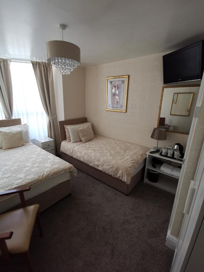 Bed and Breakfast The Stafford Blackpool Exterior foto